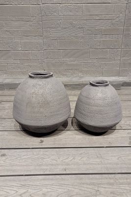 خرید گلدان رسی تقویت‌شده با عمر 5-6 سال، بادوام و مقاوم در برابر آب و هوا با مواد فیبر رسی online manufacture