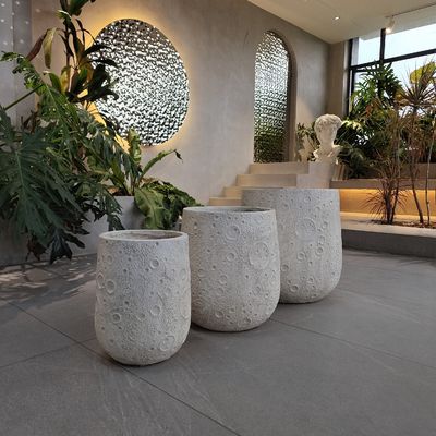 طرحی از خاکستری محکم با دست حک شده سبک مدرن برای باغ های داخلی و خارجی